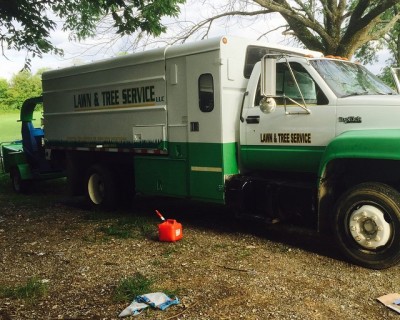 tree-care-shelbyville-ky-chipper-truck